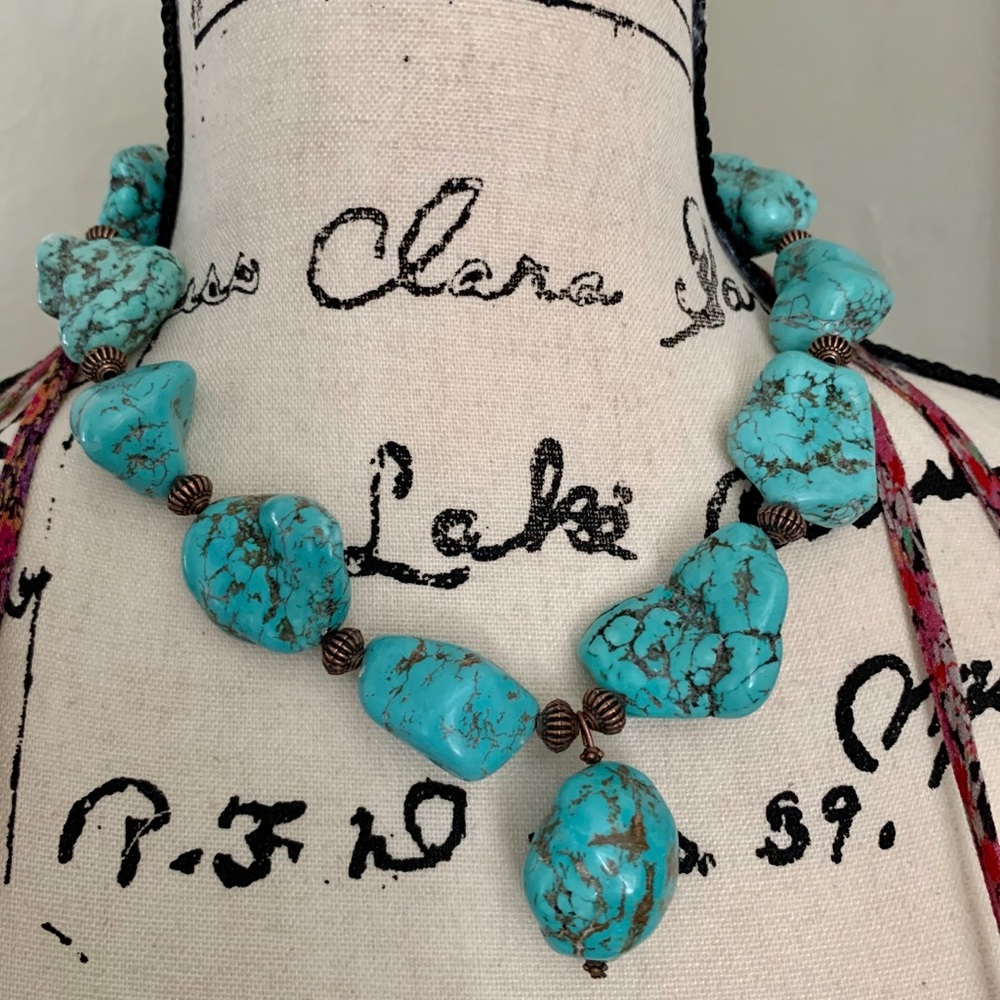 Necklace - Picture 2 of 4